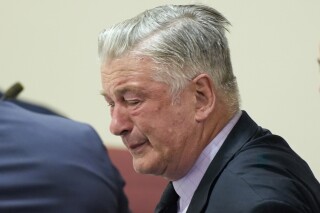 法官支持驳回对亚历克·鲍德温的过失杀人罪