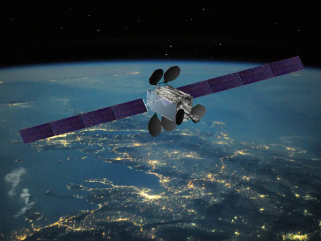 波音公司制造的国际通信卫星在轨道爆炸后失